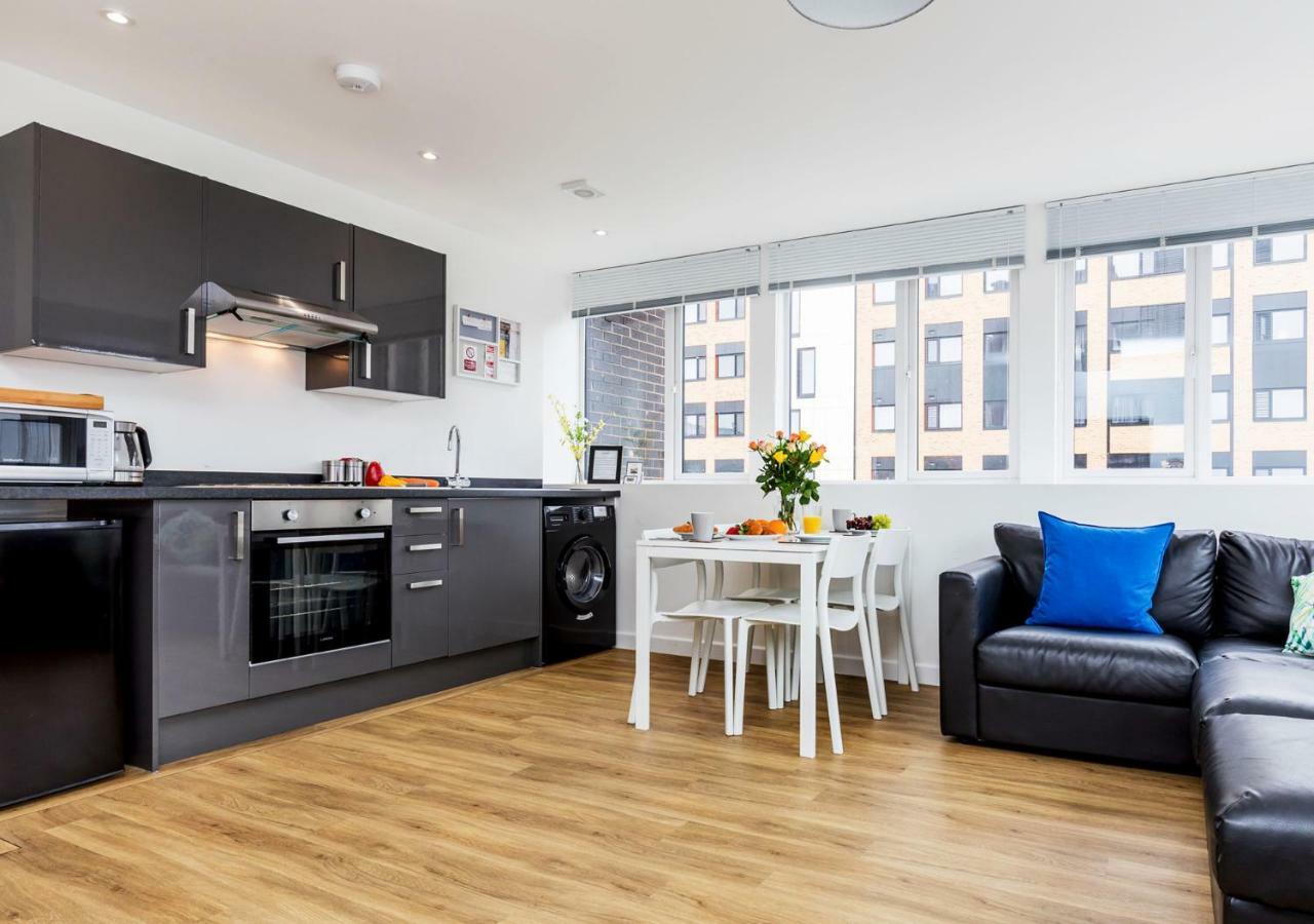 City Centre Apartment Portsmouth Eksteriør billede