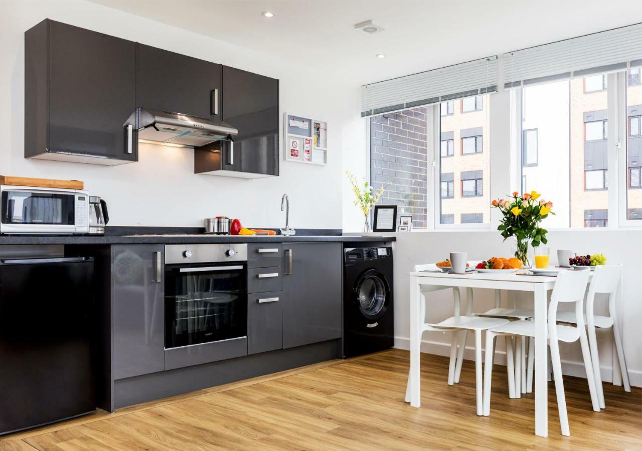 City Centre Apartment Portsmouth Eksteriør billede